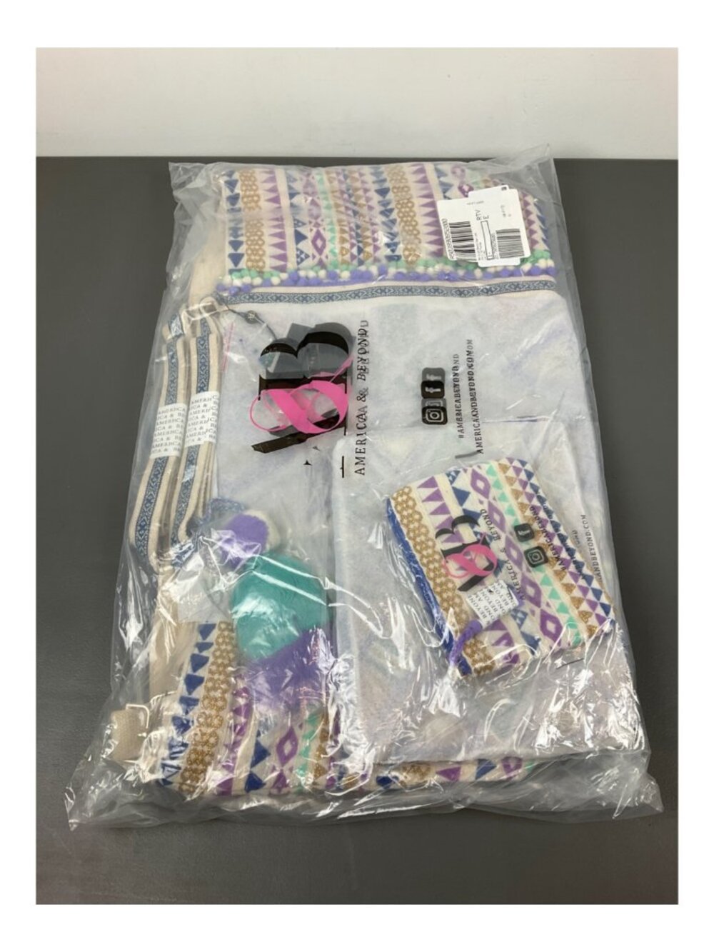 America & Beyond Luxe Lilac Embellished Tote Bag, Unisex with Geometric Design & - Picture 2 of 10
